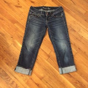 American Eagle Jean Capris